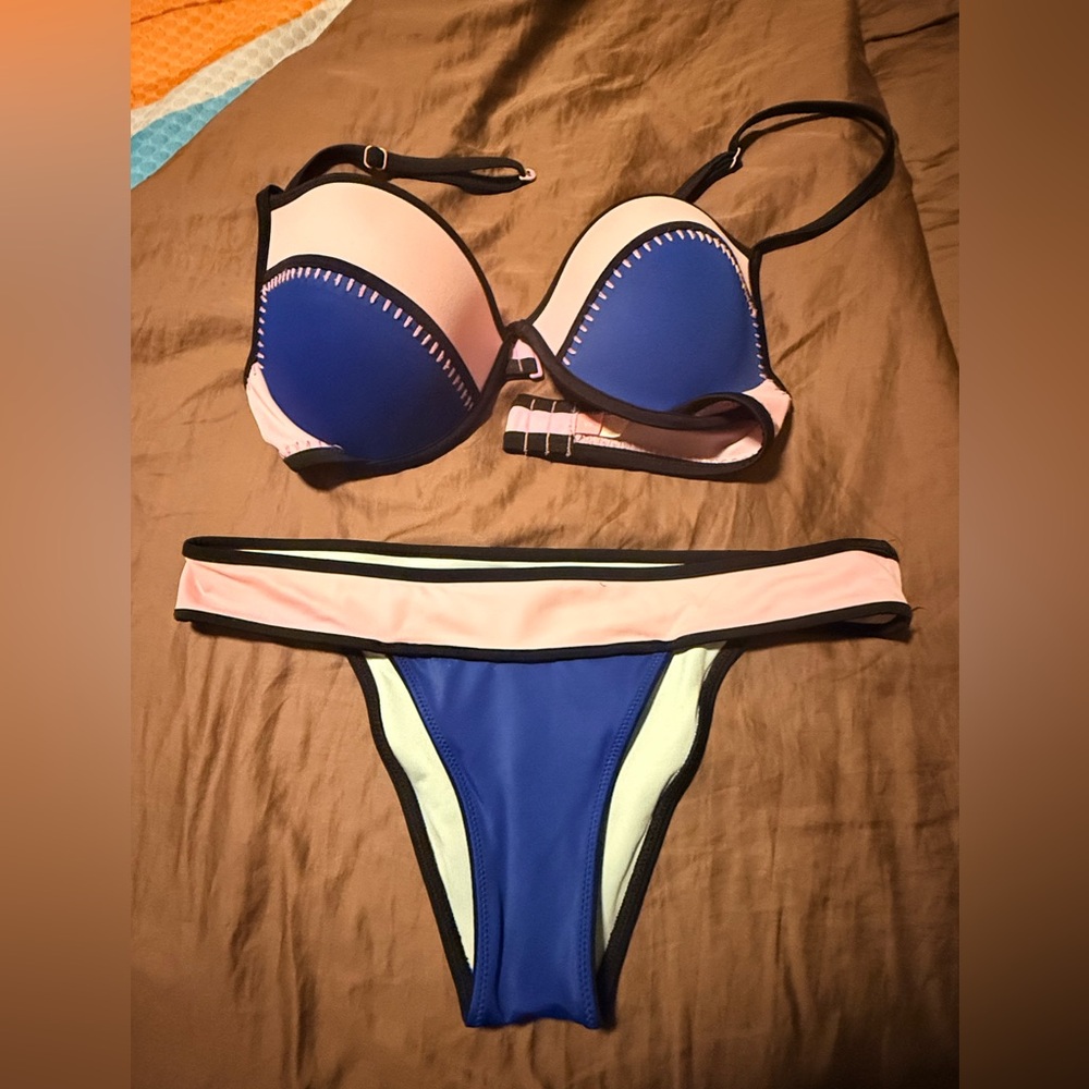 Victoria's Secret bikini set
